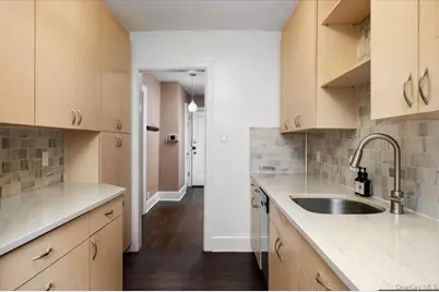 412 Munro Avenue #2H, Mamaroneck, NY 10543 - Photo 4