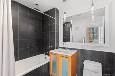 2415 Queens Plaza N #7A, Long Island City, NY 11101 - Photo 6