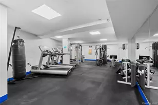 2415 Queens Plaza N, Long Island City, NY 11101 - Photo 16