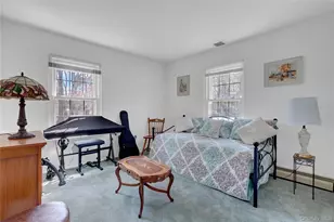 1369 Sycamore Ave, Bohemia, NY 11716 - Photo 20