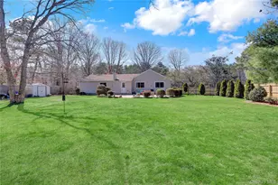 1369 Sycamore Ave, Bohemia, NY 11716 - Photo 26