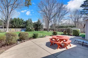 1369 Sycamore Ave, Bohemia, NY 11716 - Photo 24