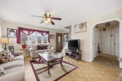 112 Judith Lane, Valley Stream, NY 11580 - Photo 6