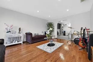 7 Bell Ct, Suffern, NY 10901 - Photo 6