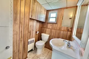 592 Benton Rd, East Meadow, NY 11554 - Photo 14