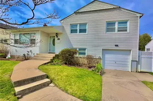 592 Benton Rd, East Meadow, NY 11554 - Photo 2