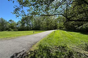 95 Lexington Dr, Newburgh, NY 12550 - Photo 4