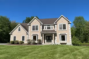 95 Lexington Dr, Newburgh, NY 12550 - Photo 2