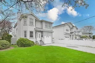 26 Maeder Ave, Merrick, NY 11566 - Photo 2