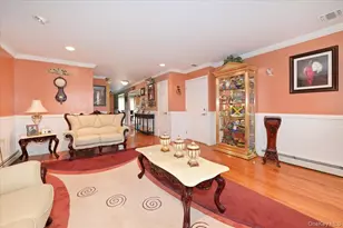 26 Maeder Ave, Merrick, NY 11566 - Photo 4