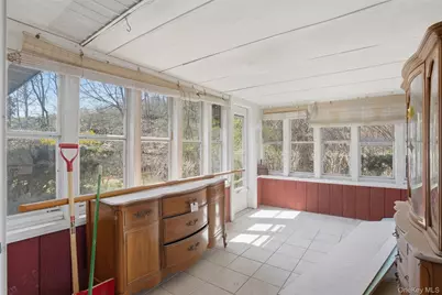 26 Lauretta Drive, Highland, NY 12528 - Photo 18