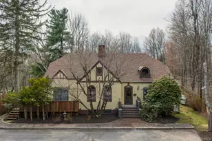 97 Liberty St, Monticello, NY 12701 - Photo 2