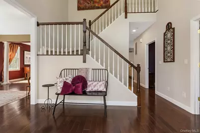 6 Bassett Court, Baldwin Place, NY 10505 - Photo 4