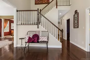 6 Bassett Ct, Baldwin Place, NY 10505 - Photo 4