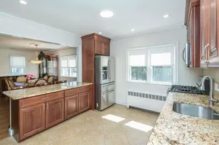 1 Roosevelt St, Glen Cove, NY 11542 - Photo 6