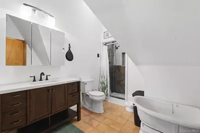 180 E Railroad Avenue, West Haverstraw, NY 10993 - Photo 24