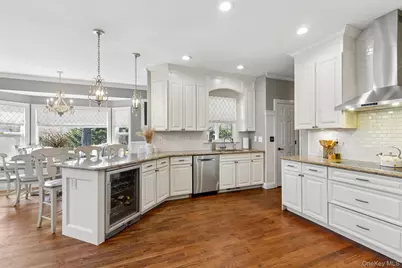 51 Savanna Circle, Mount Sinai, NY 11766 - Photo 6