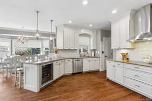 51 Savanna Circle, Mount Sinai, NY 11766 - Photo 6