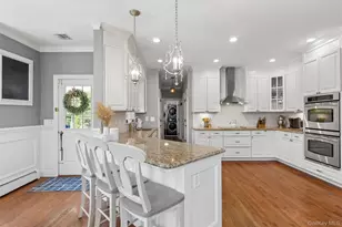 51 Savanna Circle, Mount Sinai, NY 11766 - Photo 10