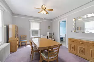 25 Iris Ave, Floral Park, NY 11001 - Photo 8