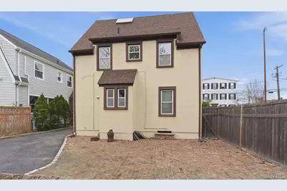 25 Iris Avenue, Floral Park, NY 11001 - Photo 22