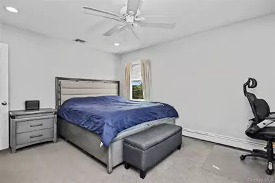14 Emerald Place, Yonkers, NY 10703 - Photo 28