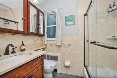 14 Emerald Place, Yonkers, NY 10703 - Photo 24