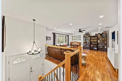 29 Sandy Brook Drive, Spring Valley, NY 10977 - Photo 10