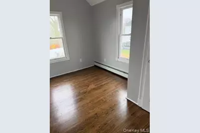 68 Center Avenue, Bay Shore, NY 11706 - Photo 10