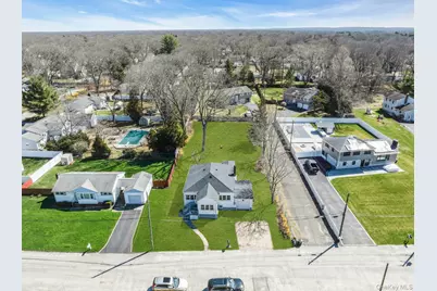 37 Saint Nicholas Avenue, Lake Grove, NY 11755 - Photo 28