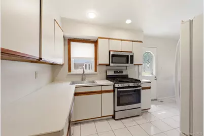1155 Delmar Avenue, Franklin Square, NY 11010 - Photo 6