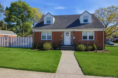 1155 Delmar Avenue, Franklin Square, NY 11010 - Photo 2