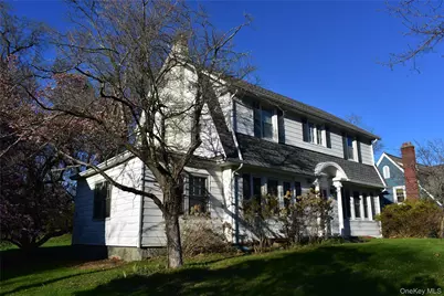 21 Rosalind Road, Poughkeepsie, NY 12601 - Photo 1