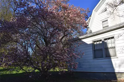 21 Rosalind Road, Poughkeepsie, NY 12601 - Photo 2