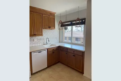 139 Sierra Vista Lane, Valley Cottage, NY 10989 - Photo 4