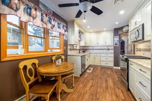 3628 Princeton Dr N, Wantagh, NY 11793 - Photo 10