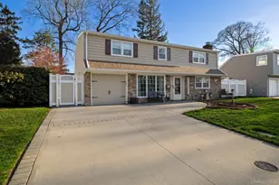 3628 Princeton Dr N, Wantagh, NY 11793 - Photo 4