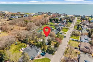 223 Connetquot Rd, Bayport, NY 11705 - Photo 4