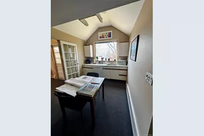 363 N Wellwood Avenue, Lindenhurst, NY 11757 - Photo 4