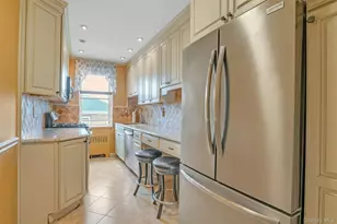 920 Pelhamdale Ave, Pelham, NY 10803 - Photo 8