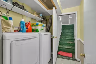 87-02 55th Rd, Elmhurst, NY 11373 - Photo 18