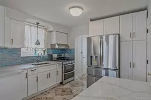 16 Felton Ave, Valley Stream, NY 11580 - Photo 10