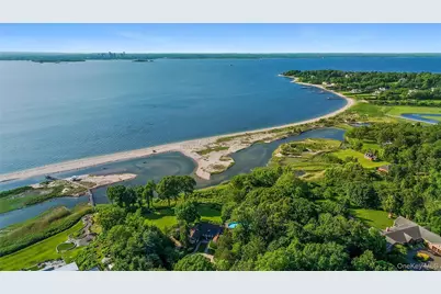 120 W Creek Farms Road, Sands Point, NY 11050 - Photo 38