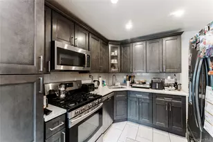 69-62 199th St, Fresh Meadows, NY 11365 - Photo 6