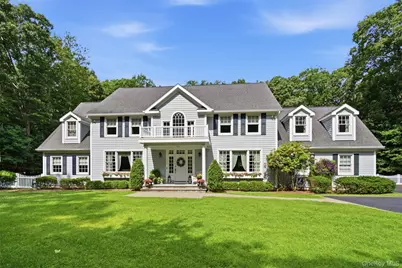 17 Forrest Drive, Lloyd Harbor, NY 11743 - Photo 2
