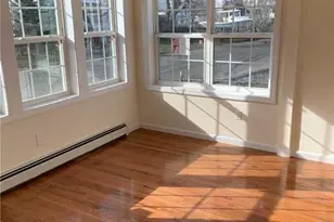 33 Center Ave, Bay Shore, NY 11706 - Photo 6