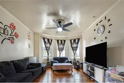 748 E 225 Street, Bronx, NY 10466 - Photo 2