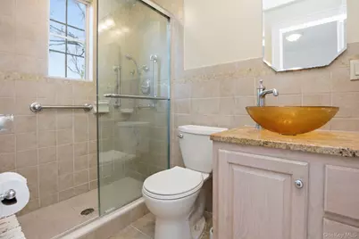 5 Seymour Place, White Plains, NY 10605 - Photo 12