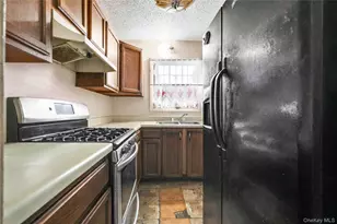 2069 Seward Ave, Bronx, NY 10473 - Photo 8
