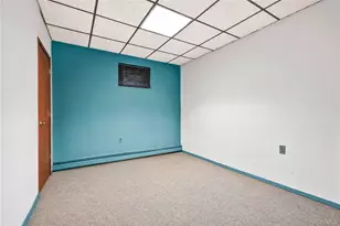 2069 Seward Ave, Bronx, NY 10473 - Photo 26